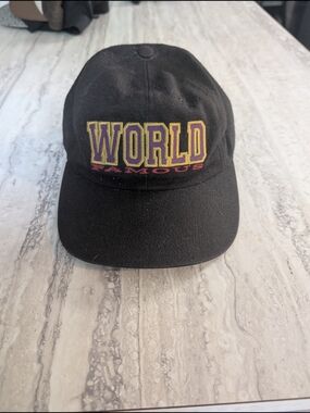 Supreme "WORLD FAMOUS" Snapback